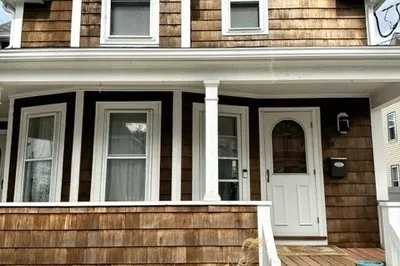 58 Beacon St
