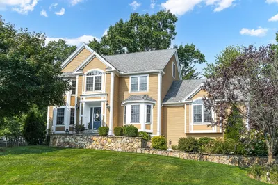 4 Boxwood Cir 1