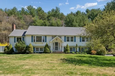 58 Minehan Ln