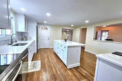 101 Union St 1