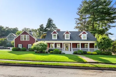 4 Friars Ln
