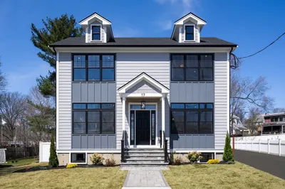 17 Puritan Road 1