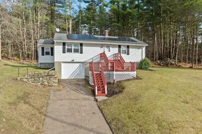 103 Maple St