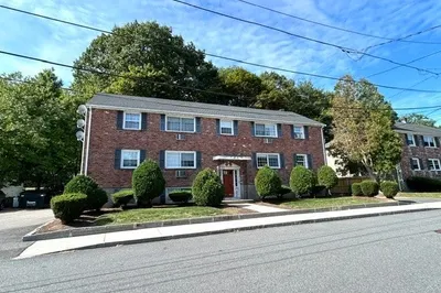 41 Mullin Ave #2 1