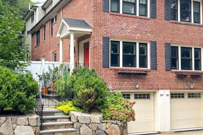 299 Walnut Street #1 1