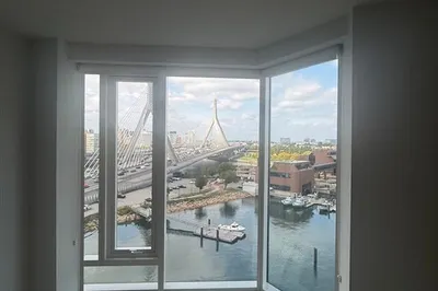 100 Lovejoy Wharf #9J