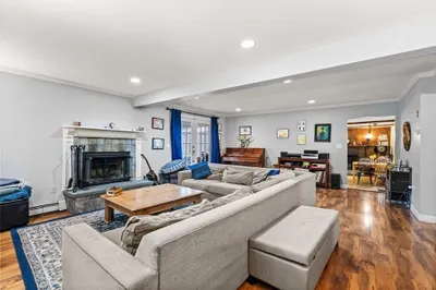40 Glen St 1