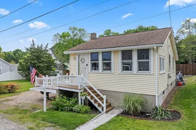 65 Barlow Ave
