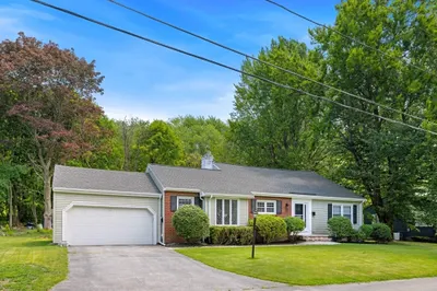 7 Sherry Drive