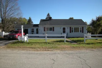 13 Pine St