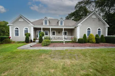 28 Old Plain Street