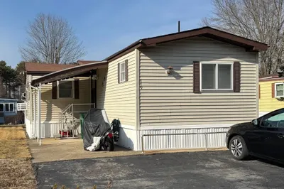 250 Mansfield Ave #119 1