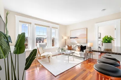 520 Beacon St #6C