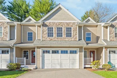 215 Rangeway Road #12 1