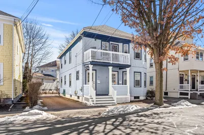25-27 Francis St