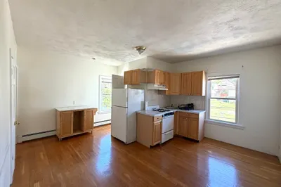 11 Snow St #2R