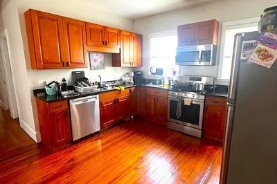30 Sudan St #2 1