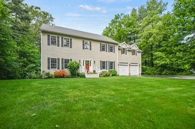 1 Montclair Dr 1