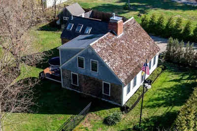 153 Wapping Rd