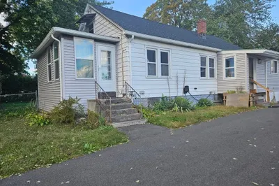 11 Baltimore Ave