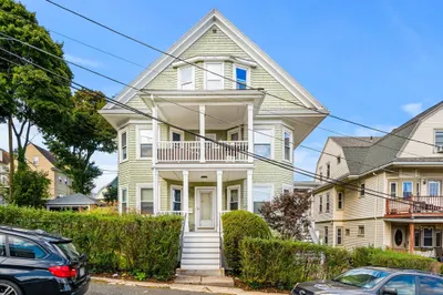 9 University Ave