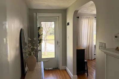 8 Colrain Road 1