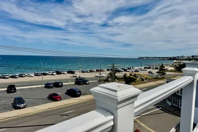 4 Bay Street #2 1