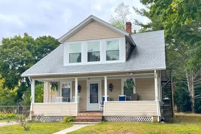 51 Hebron Ave #2