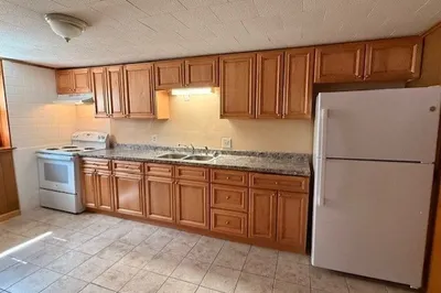 19 Lantern Road #U:1Side