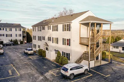 2 Warsaw Ave #3 1