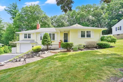125 East Allen Ridge Road 1