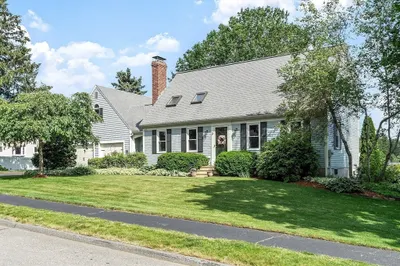 3 Sycamore Dr 1