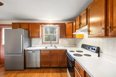 27a Timrod Dr 1