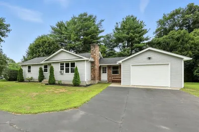 6 Oakridge Cir 1