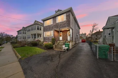 11 Stearns Ave 1