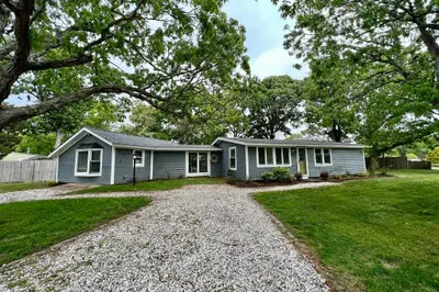 53 Lewis Rd 1