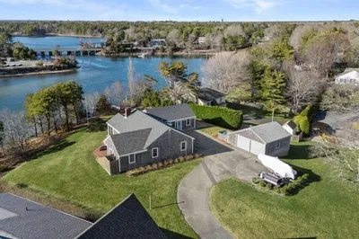 30 Captain Nickerson Ln 1