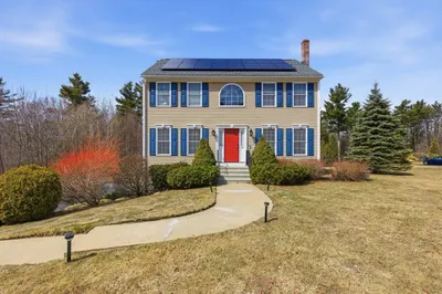 38 Foster Ct 1