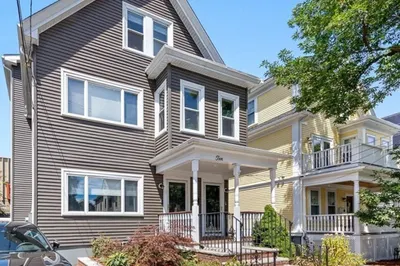 10 Grant St #2