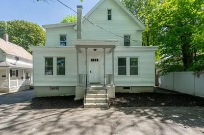 89 Birch Street Passway