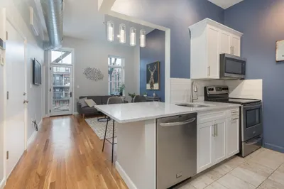 6 Yarmouth St #2