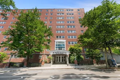 1600 Beacon St #512