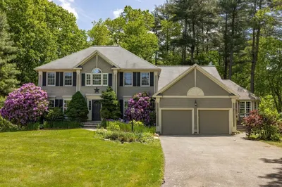 6 Rosemarie Lane