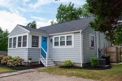 104 Hartford Rd #1