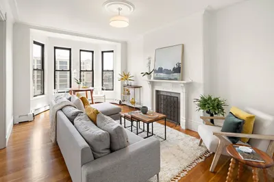 19 Cortes St #8