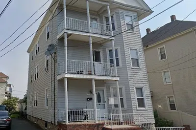 217 Eugenia St 1