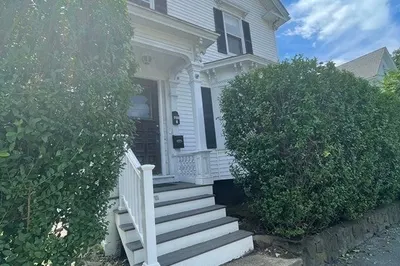 35 Green St #1