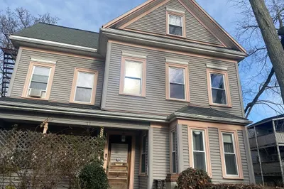 75-r West Cottage Street 1