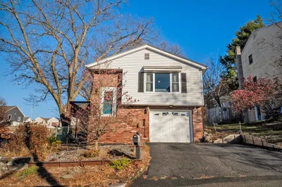 83 Summit St 1