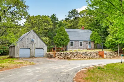 5 Fathom Ln